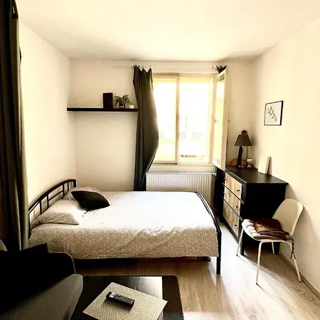 Apartment Mostecka Prague